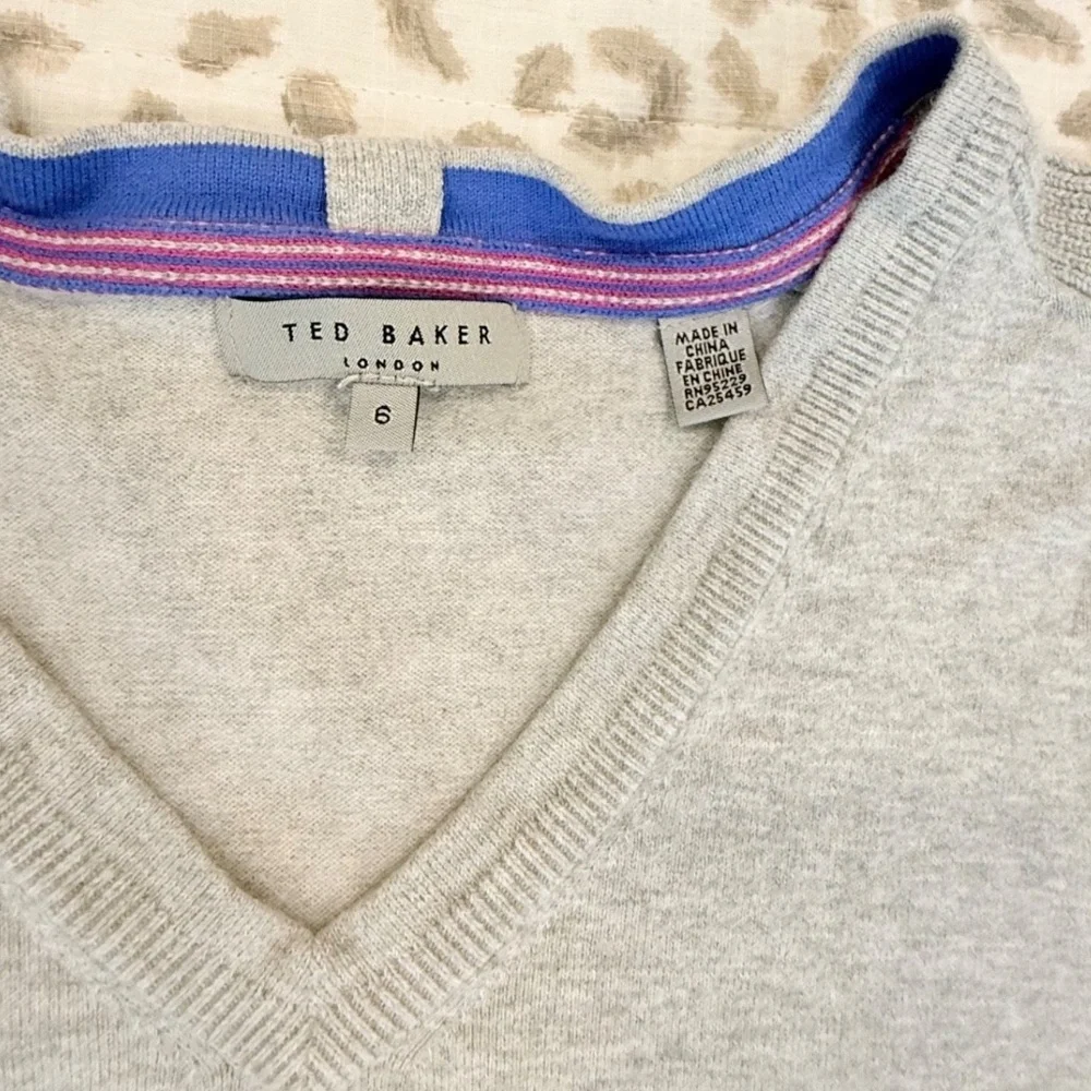 TED BAKER London Men's V-Neck Lightweight Logo Sweater; Gray; UK Size 6/US Small